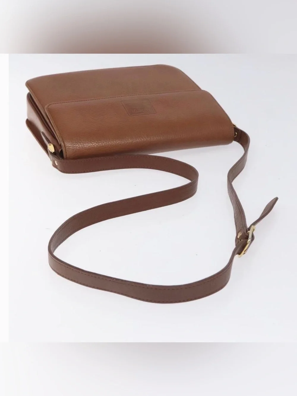 Burberrys Vintage Tan pebbled  Leather Messenger Bag with Embossed Logo